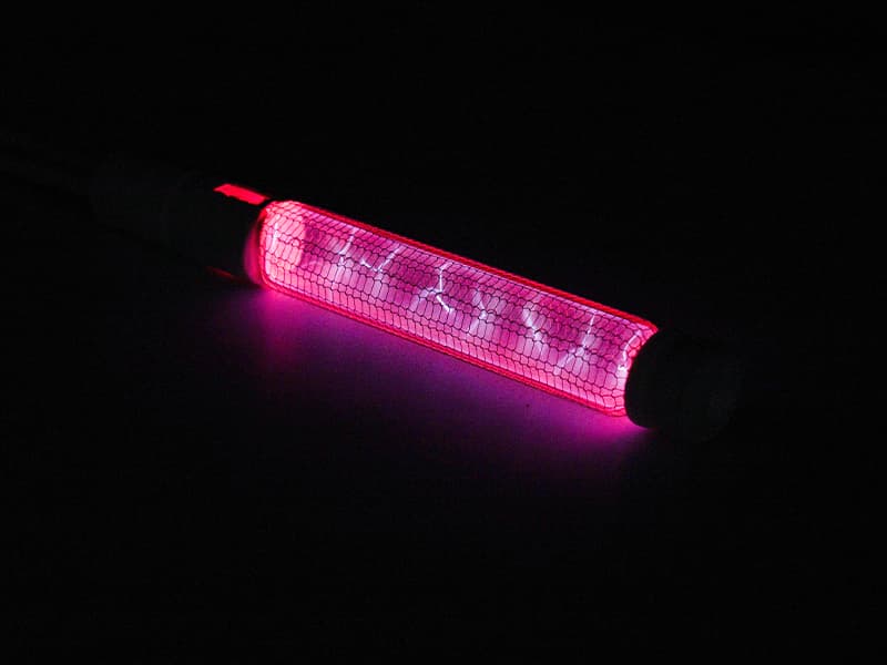 Trace organic contaminants removal UV lamp